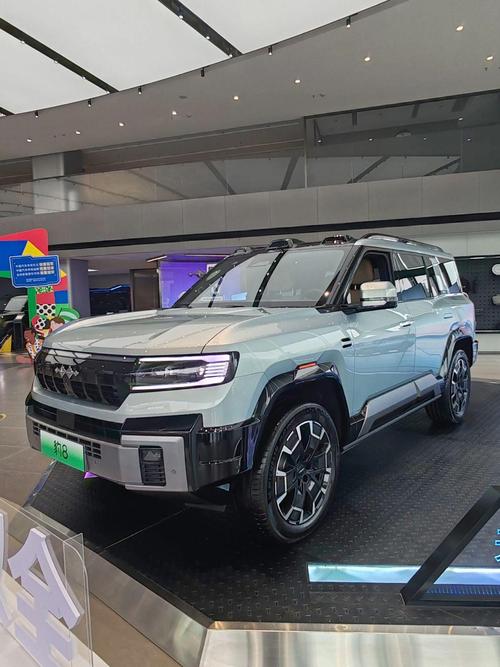 成都青羊区清缘特企业管理咨询比亚迪方程豹硬派越野的爆款，英菲尼迪35周年与你共成长